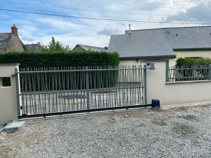 portail DC Production avec motorisation BFT Deimos ultra BT Anjou Cloture Fermeture